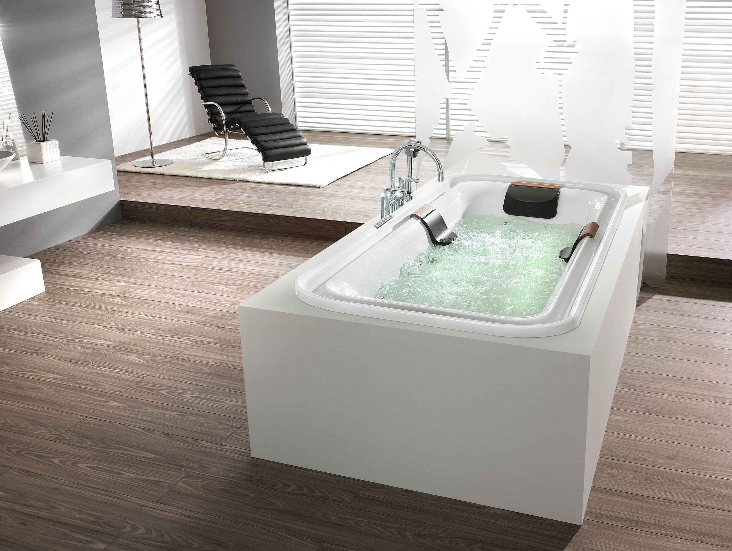Hoesch Ergo+ Rechteckbadewanne 2075 x 1075 mm - Weiß / Chrom - 6436.010305 Image