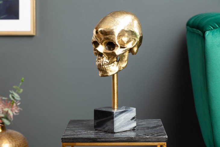 Invicta 2023 Milieufoto Skulptur-Totenkopf-Skull-gold 40908 0039386