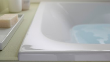 media/image/img-bathtub-tawa-with-water-closeup-380-214.jpg
